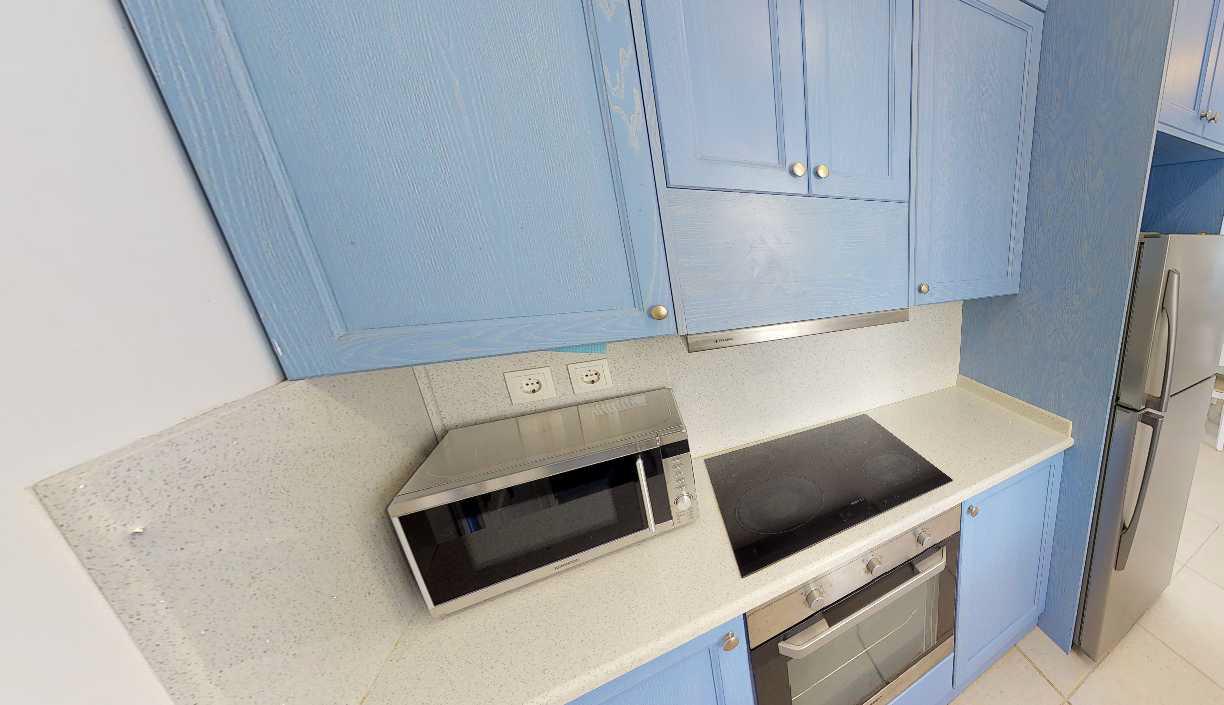 Квартира, апартаменты, 4 комн., Другой город - Фото 5