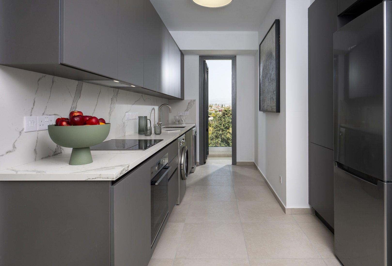 Квартира, апартаменты, 3 комн., Лимасол - Фото 8