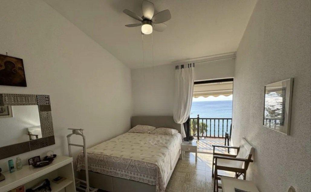 Квартира, апартаменты, 5 комн., Другой город - Фото 2