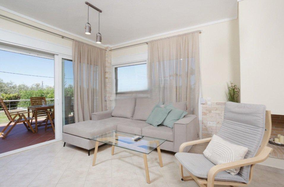 Квартира, апартаменты, 4 комн., Другой город - Фото 2